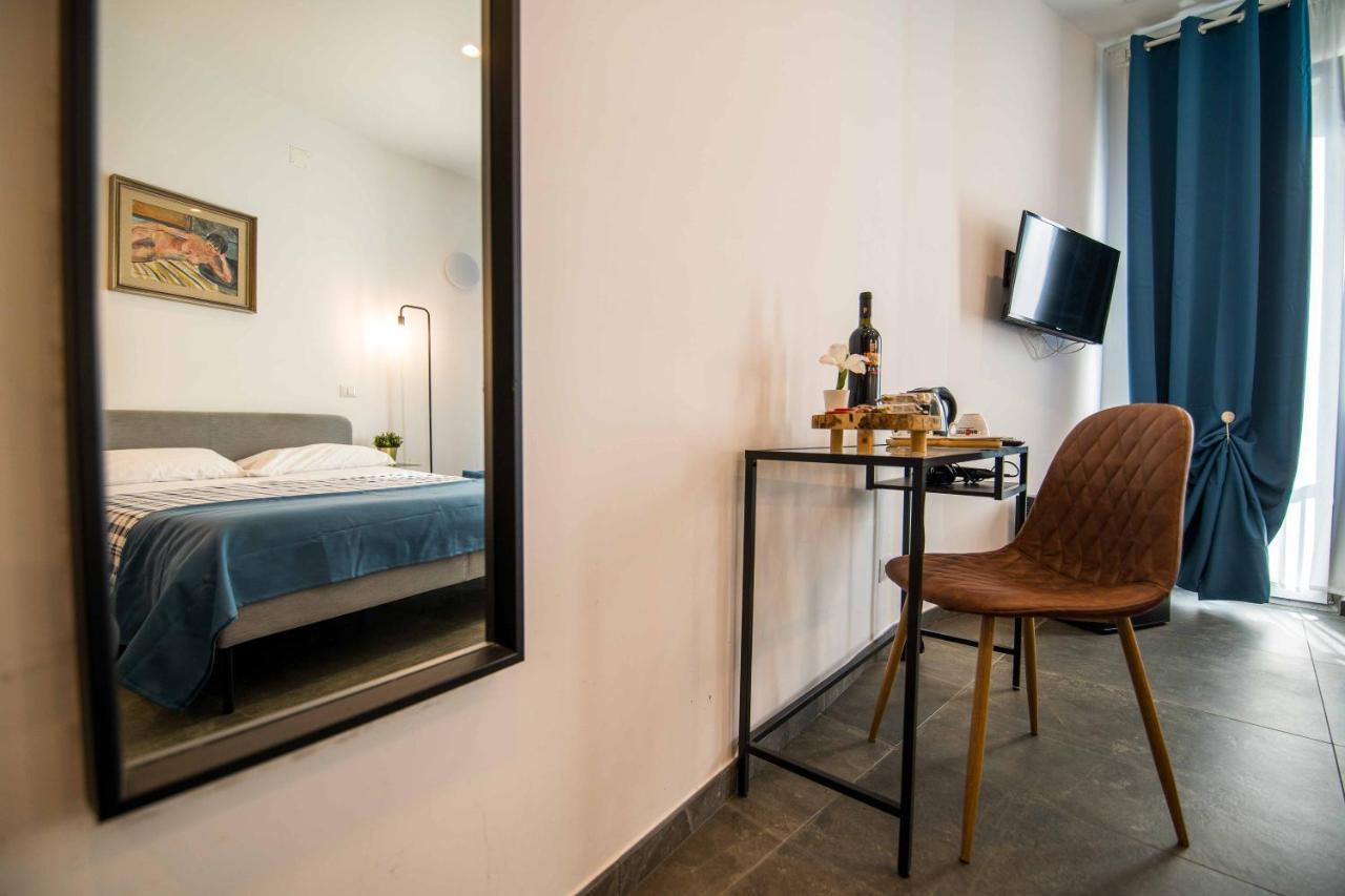 Quattro Briganti Bed & Breakfast Salerno Luaran gambar